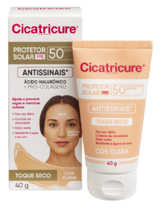 PROTETOR SOLAR TOQUE SECO ANTISSINAIS COM COR CLARA FPS50 CICATRICURE 40G