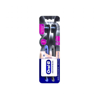 ESCOVA DE DENTE ORAL B INDICATOR BLACK SENSITIVE COM CARV�O - 2 UNIDADES